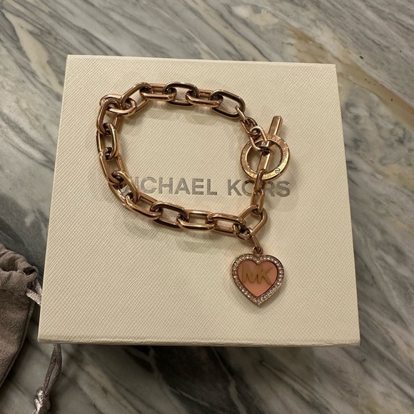 Michael Kors Rose Gold Heart Charm Link Bracelet with Box - Picture 1 of 6